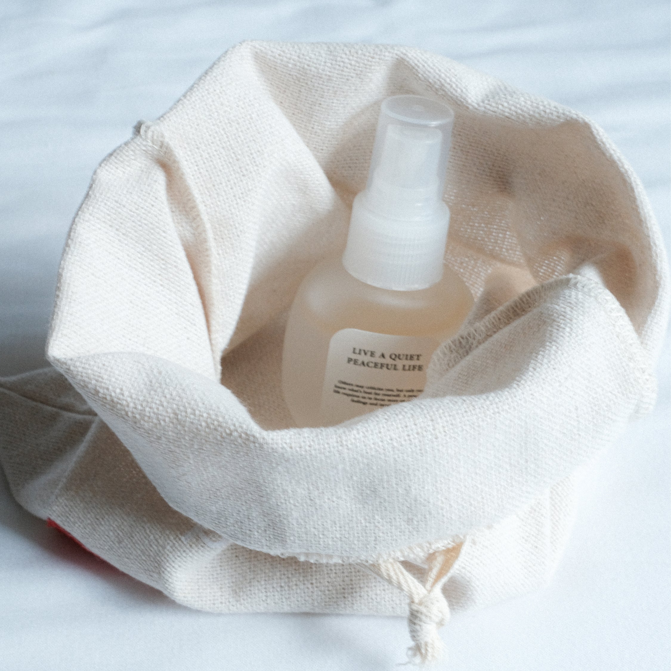 PEACE禮物袋組合－香氛大豆蠟燭55g&放鬆噴霧50ml